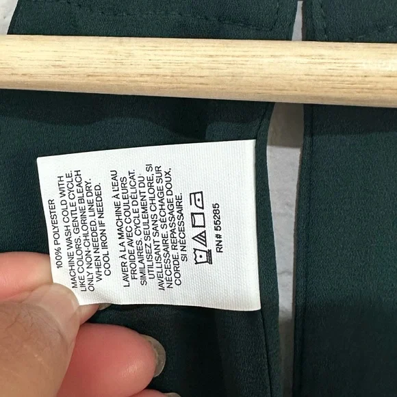 Elegant Green Sleeveless Camisole - Picture 5 of 6